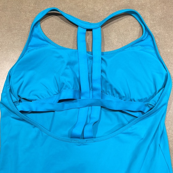 Fabletics TankTop - Picture 4 of 6